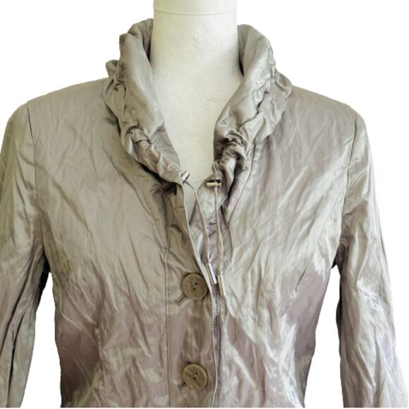 Chico’s Jacket Gray Green Metallic 3/4 Sleeve Ruffle Collar Rain Jacket Small - Picture 3 of 11